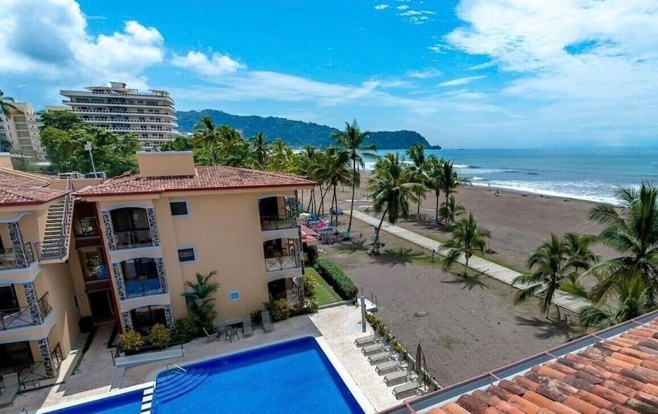 Beachfront Condo Bahia Encantada L1 Jaco Beach Bagian luar foto